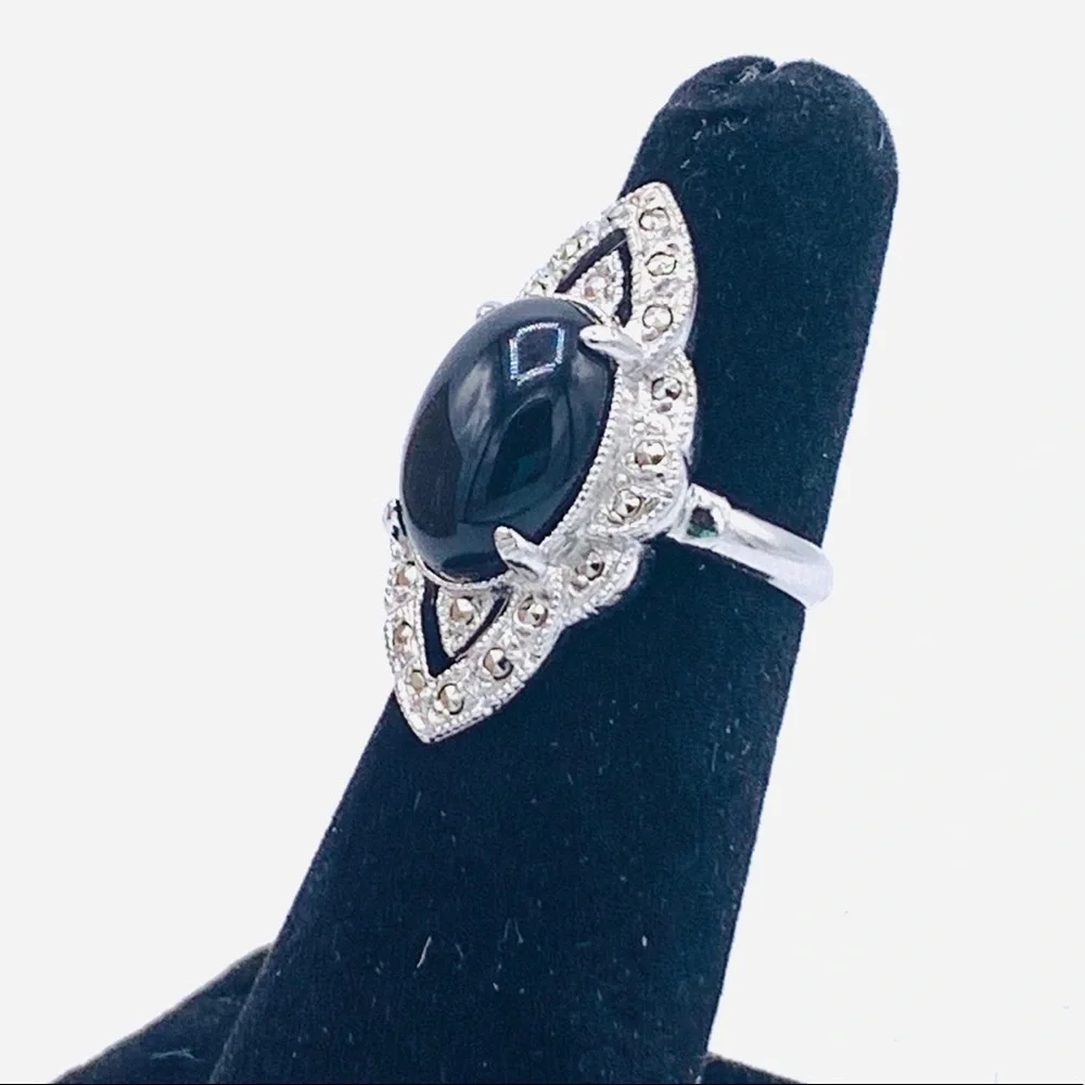Vintage ring old stock adjustable black silver NOS